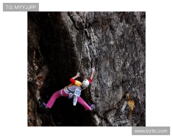 广州攀岩队的团队协作揭秘：挑战极限与团结的完美结合