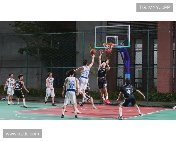 广州篮球队比赛经验变革引发热议探索新战术与团队协作的未来发展