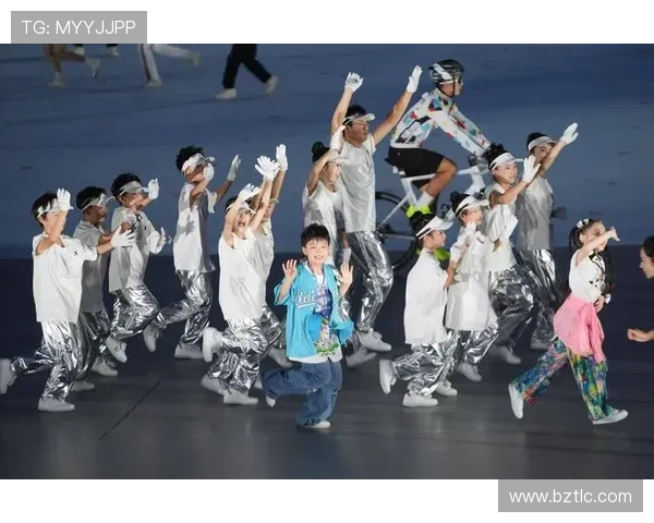 成都街舞队中路突破的背后故事与发展趋势解析